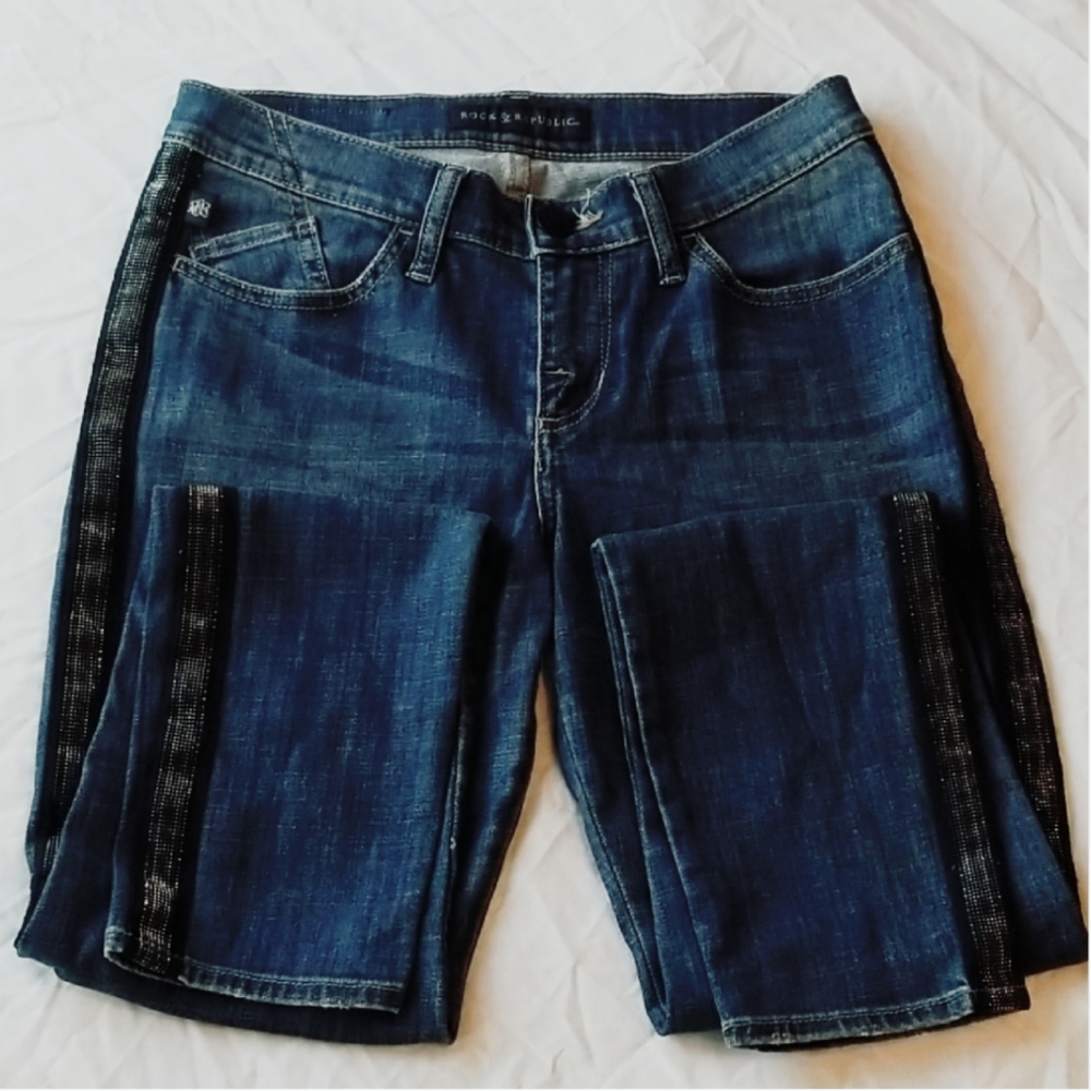 🅢︎🅐︎🅛🅔︎ 𝓡𝐨𝐜𝐤 & 𝓡𝐞𝐩𝐮𝐛𝐥𝐢𝐜 𝐉𝐞𝐚𝐧